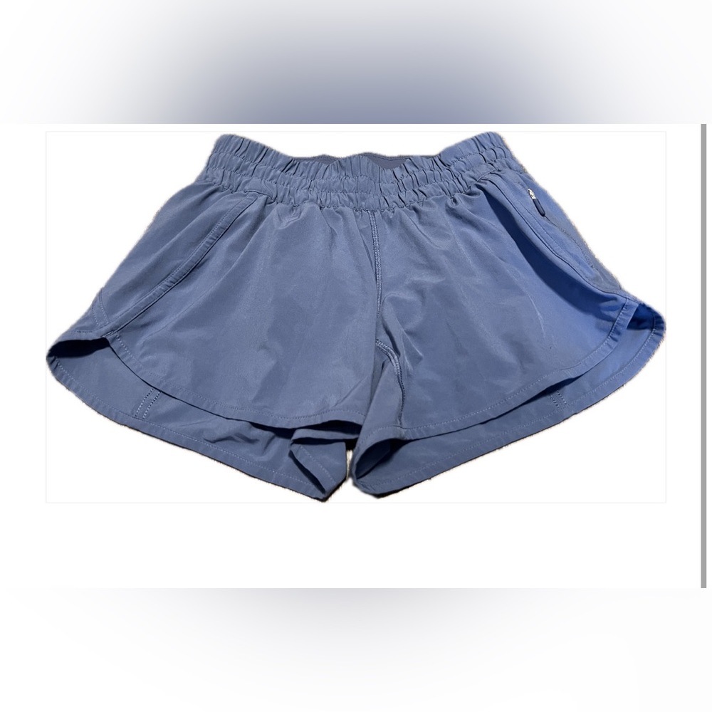Lululemon Women’s Shorts Size 6 - Picture 2 of 3